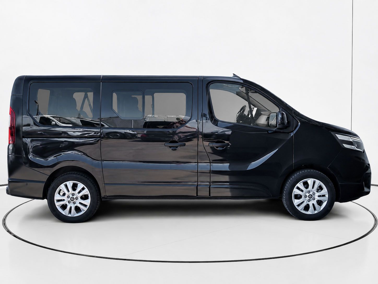 Nissan Primastar 2.0 dCi Acenta L1H1 1T - foto 2