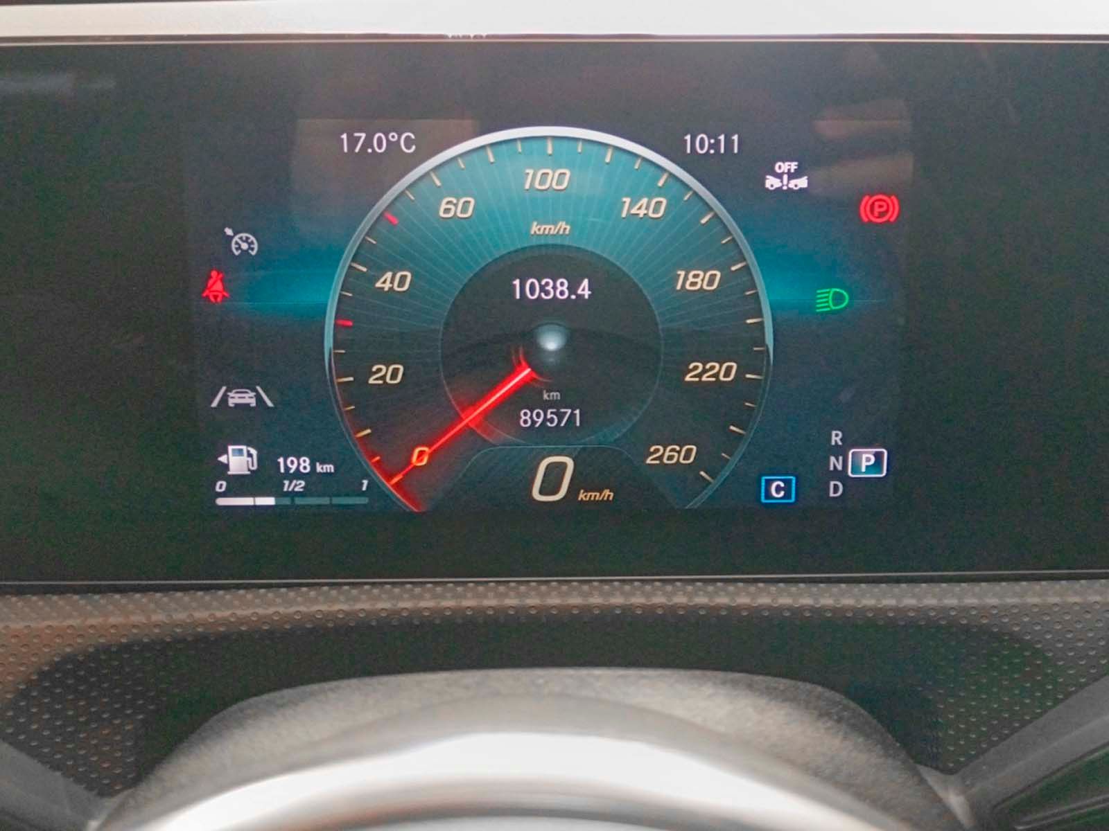 Mercedes-Benz CLA 200 - foto 16