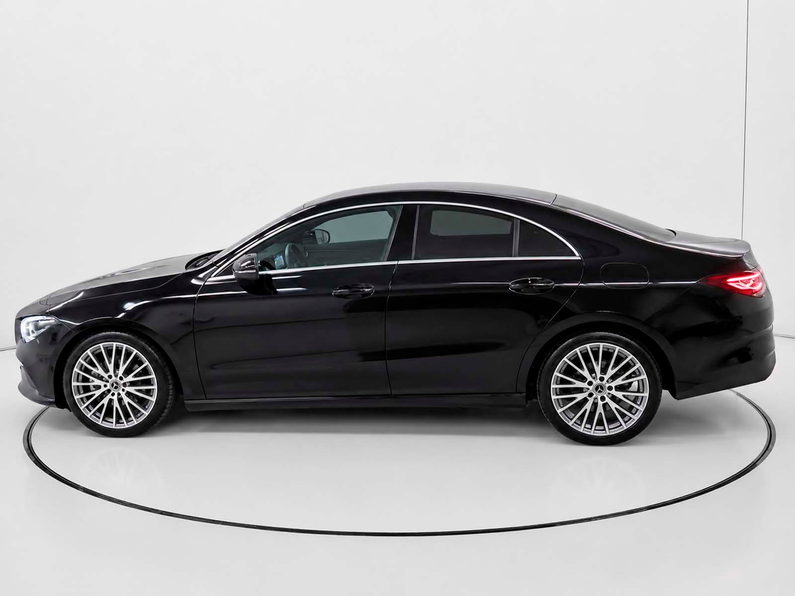 Mercedes-Benz CLA 200 - foto 6