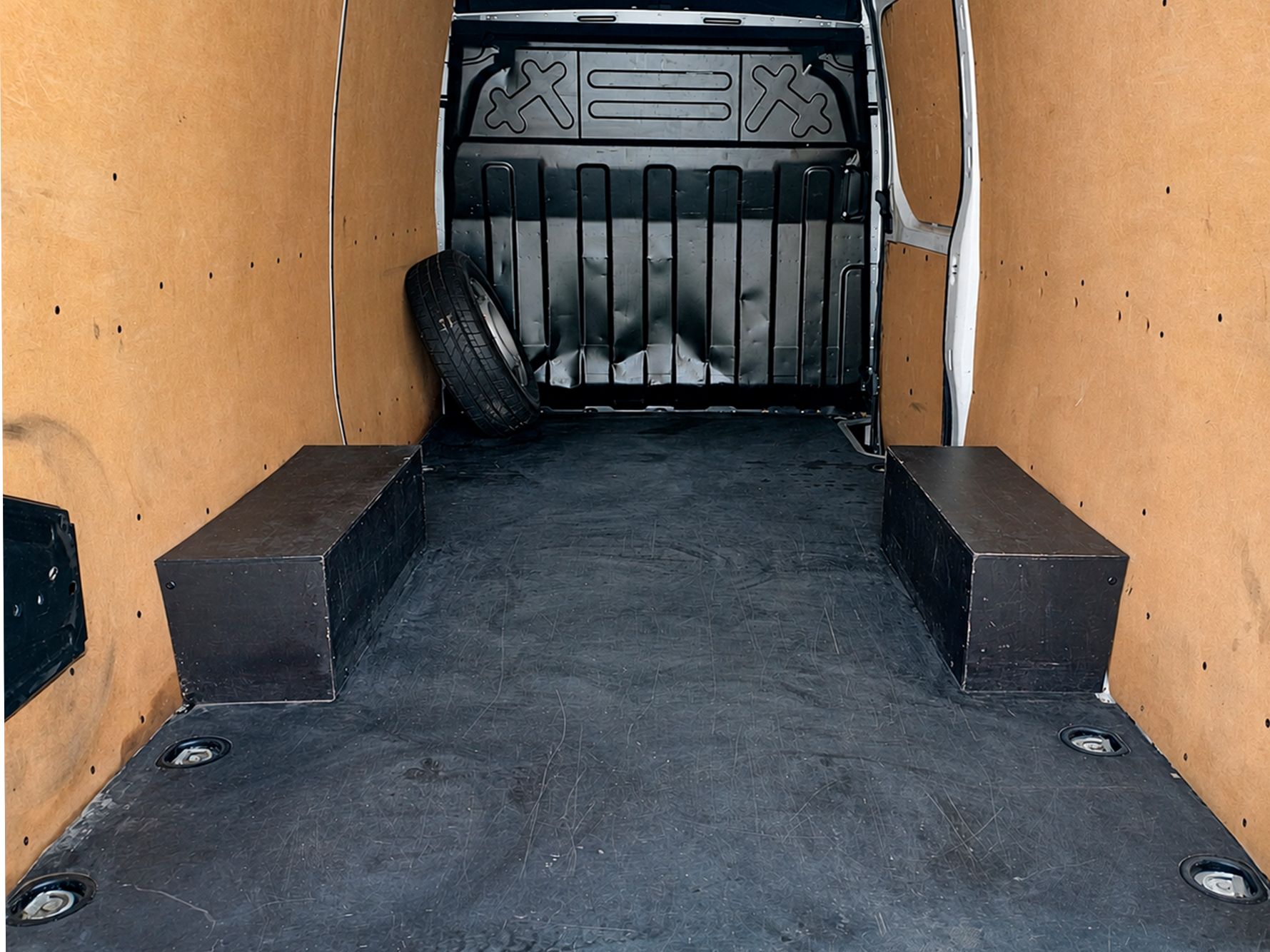 Iveco Daily Furgon 35S 14 V 3520L/H3 - foto 12