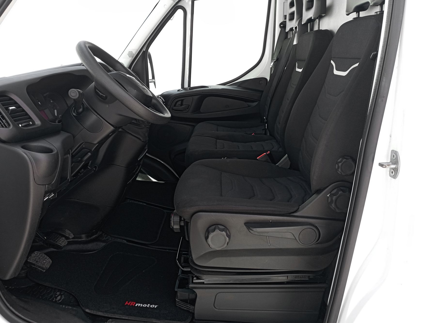 Iveco Daily Furgon 35S 14 V 3520L/H3 - foto 9