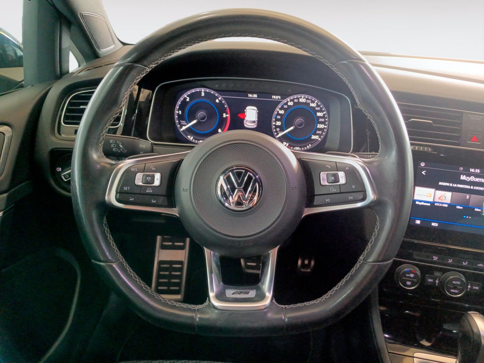 Volkswagen Golf Sport 2.0 TDI DSG - foto 25