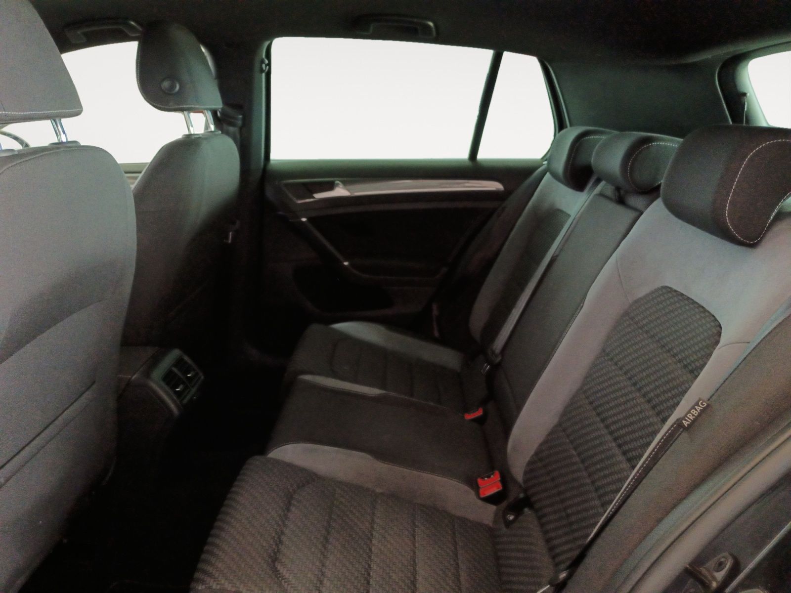 Volkswagen Golf Sport 2.0 TDI DSG - foto 10