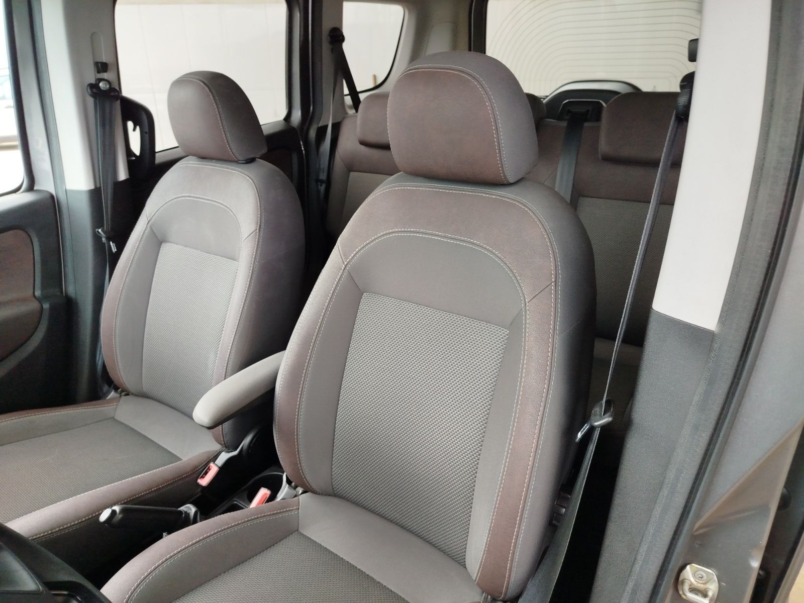 Fiat Doblò 1.6 MultiJet N1 Trekking - foto 20
