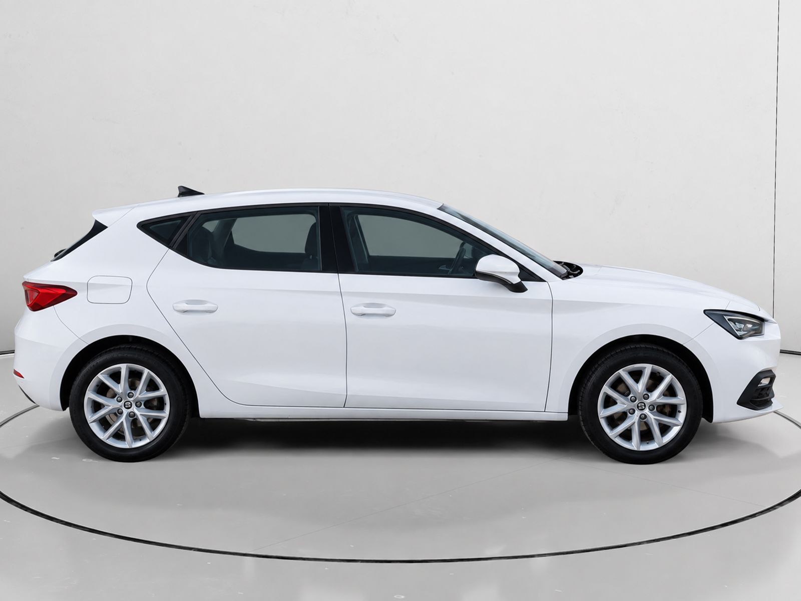 SEAT León 2.0 TDI Reference Go - foto 2