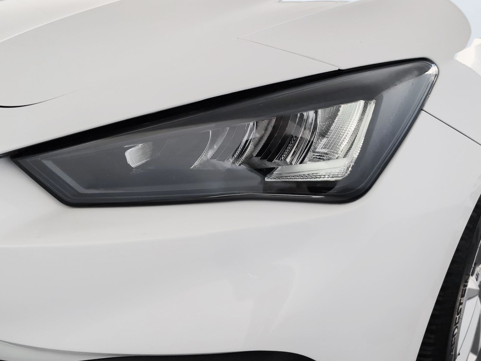 SEAT León 2.0 TDI Reference Go - foto 24