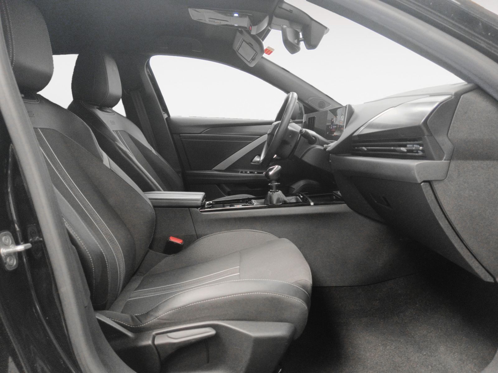 Opel Astra 1.2 Turbo XHT GS Line - foto 12