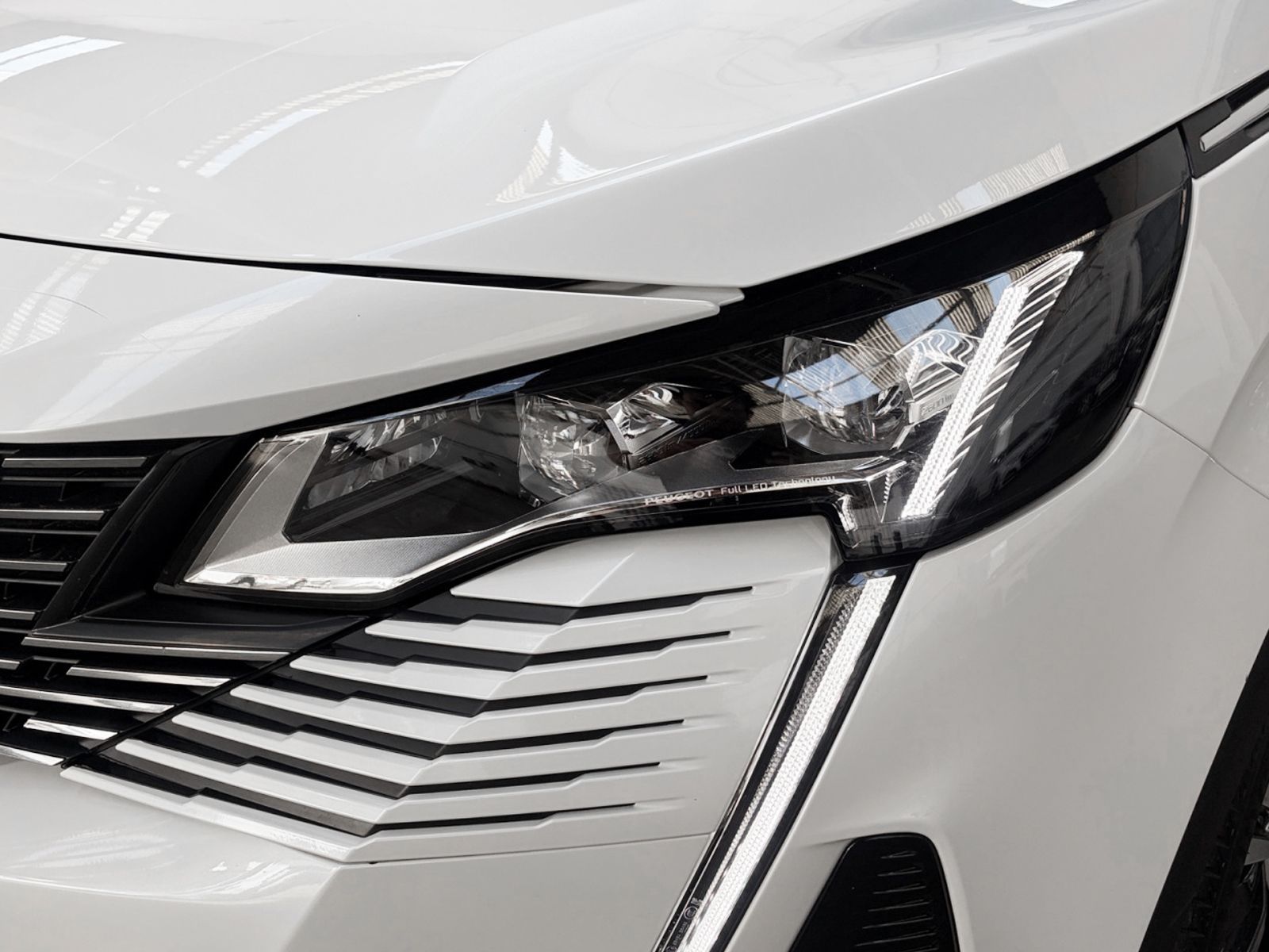 Peugeot 3008 Hybrid 225 Allure e-EAT8 - foto 27