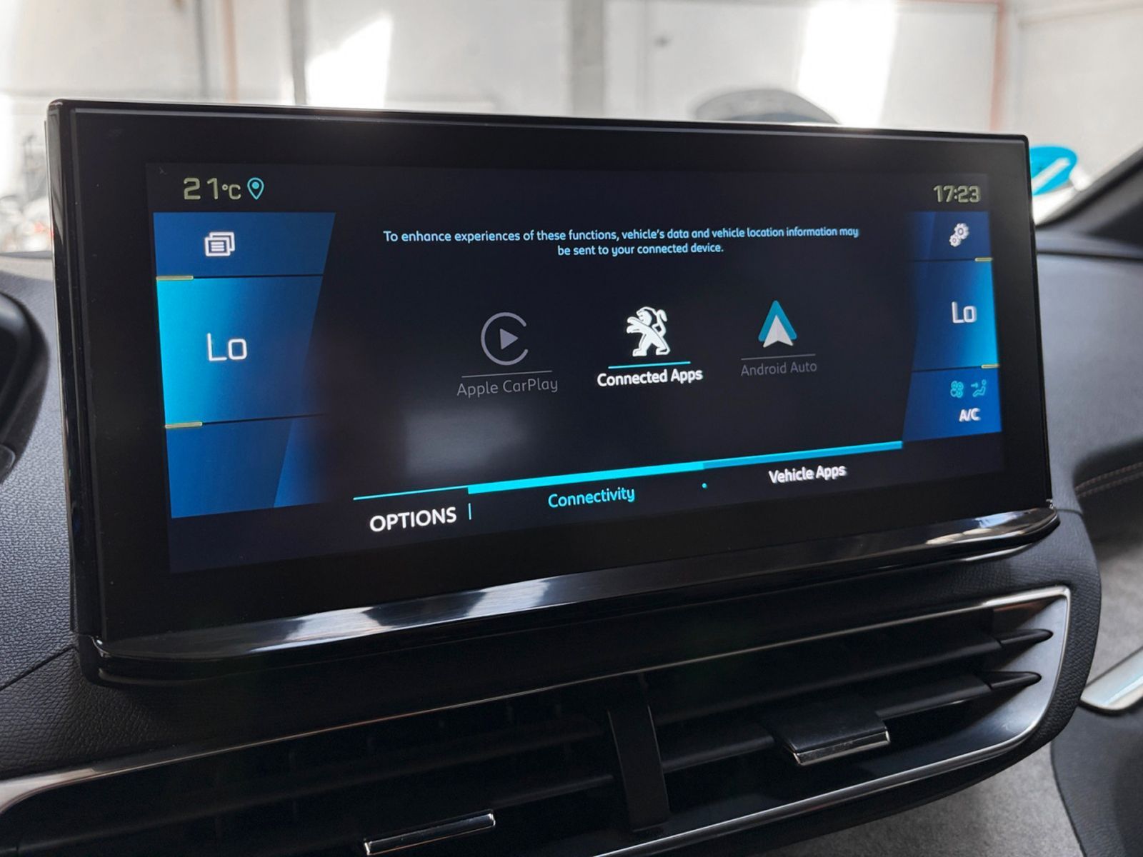 Peugeot 3008 Hybrid 225 Allure e-EAT8 - foto 19