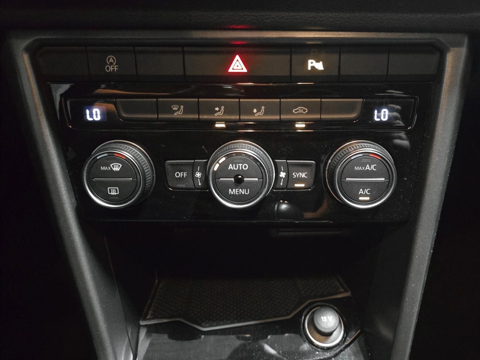 Volkswagen T-Roc Advance R-Line 2.0 TDI - foto 21