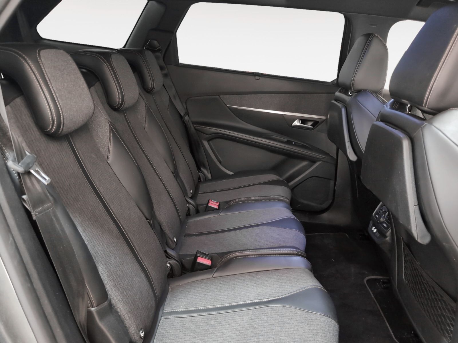 Peugeot 5008 2.0L BlueHDi GT-Line - foto 12