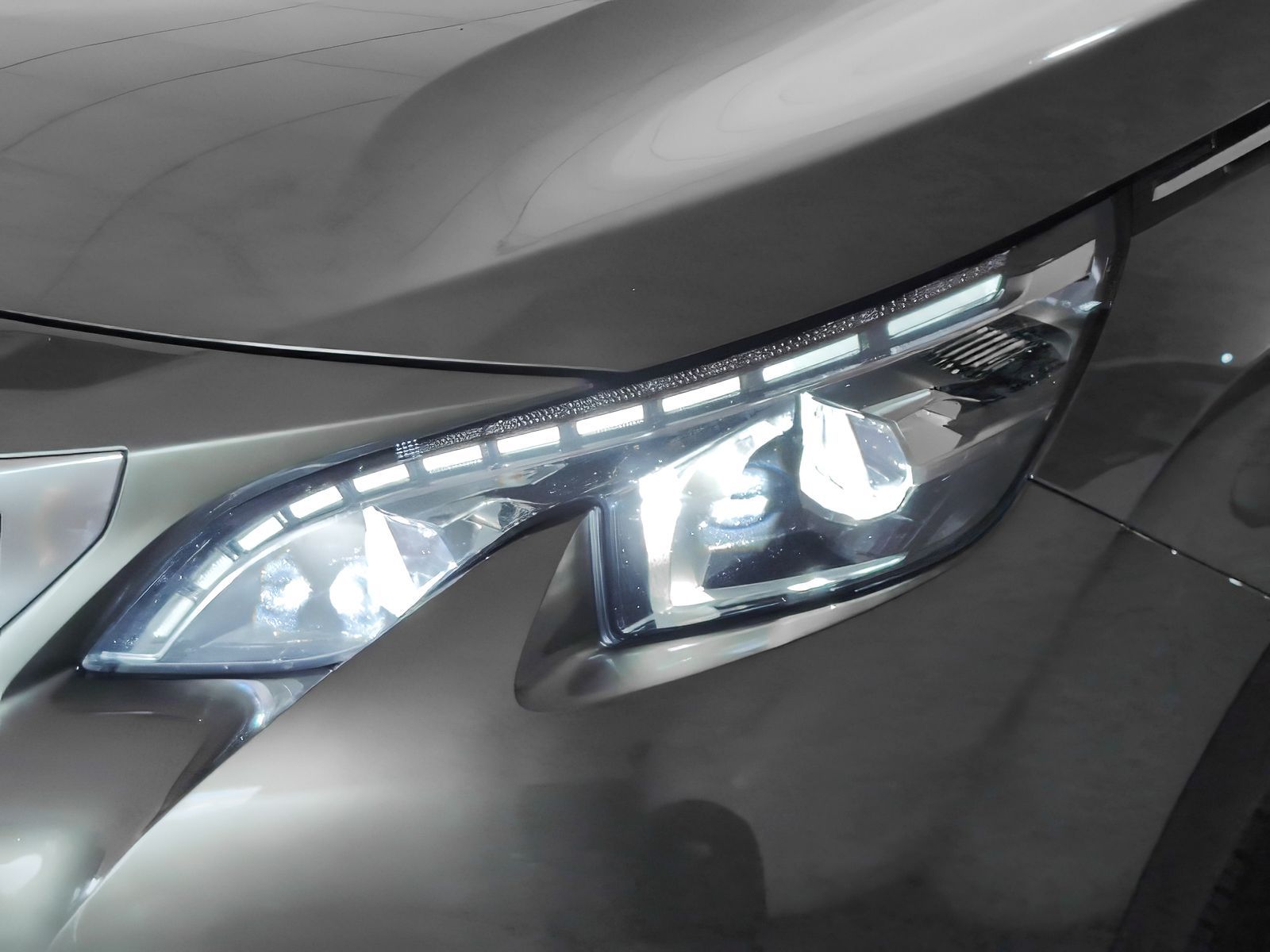 Peugeot 5008 2.0L BlueHDi GT-Line - foto 24