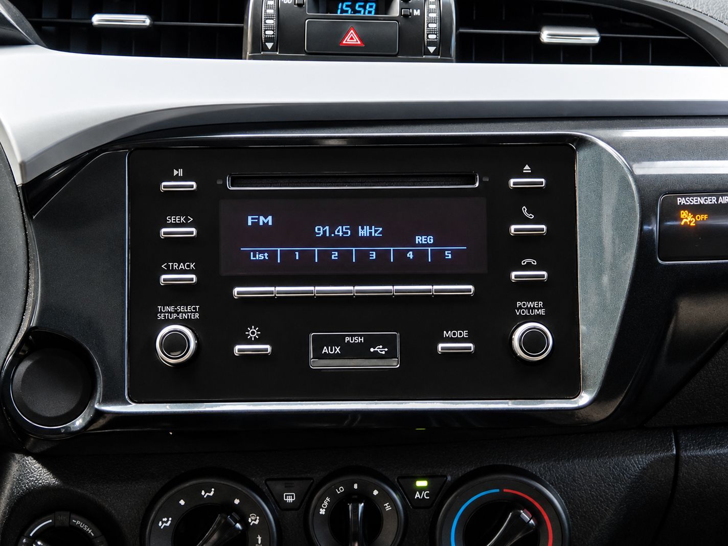 Toyota Hilux 2.4 D-4D Doble Cabina GX - foto 18