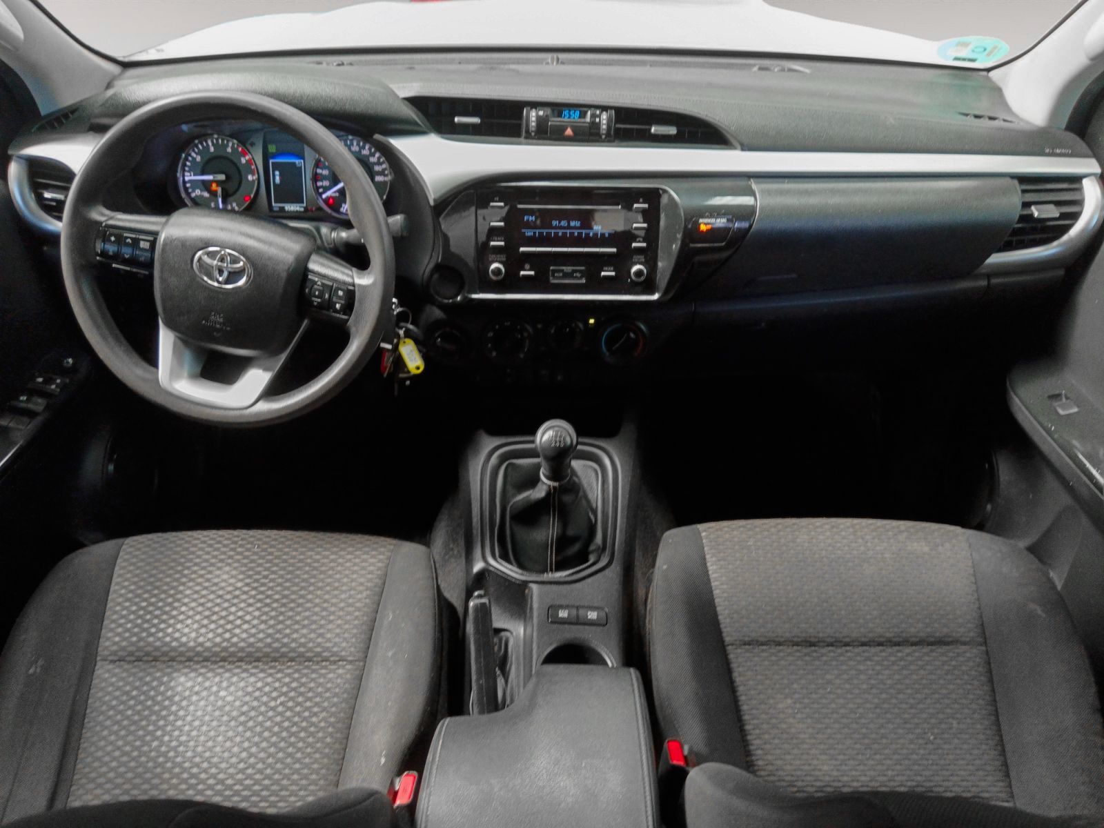 Toyota Hilux 2.4 D-4D Doble Cabina GX - foto 9