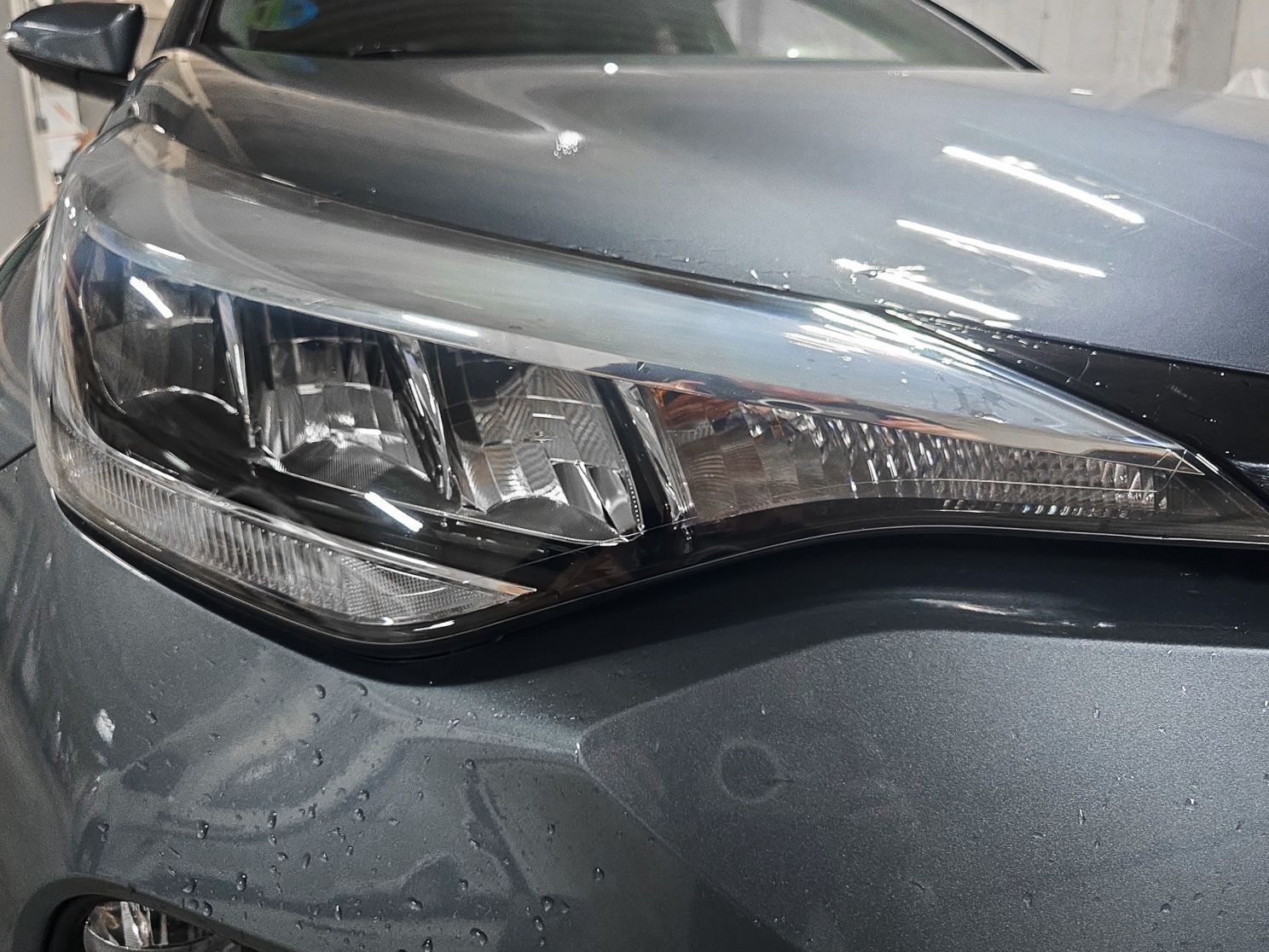 Toyota C-HR 180H Advance - foto 26