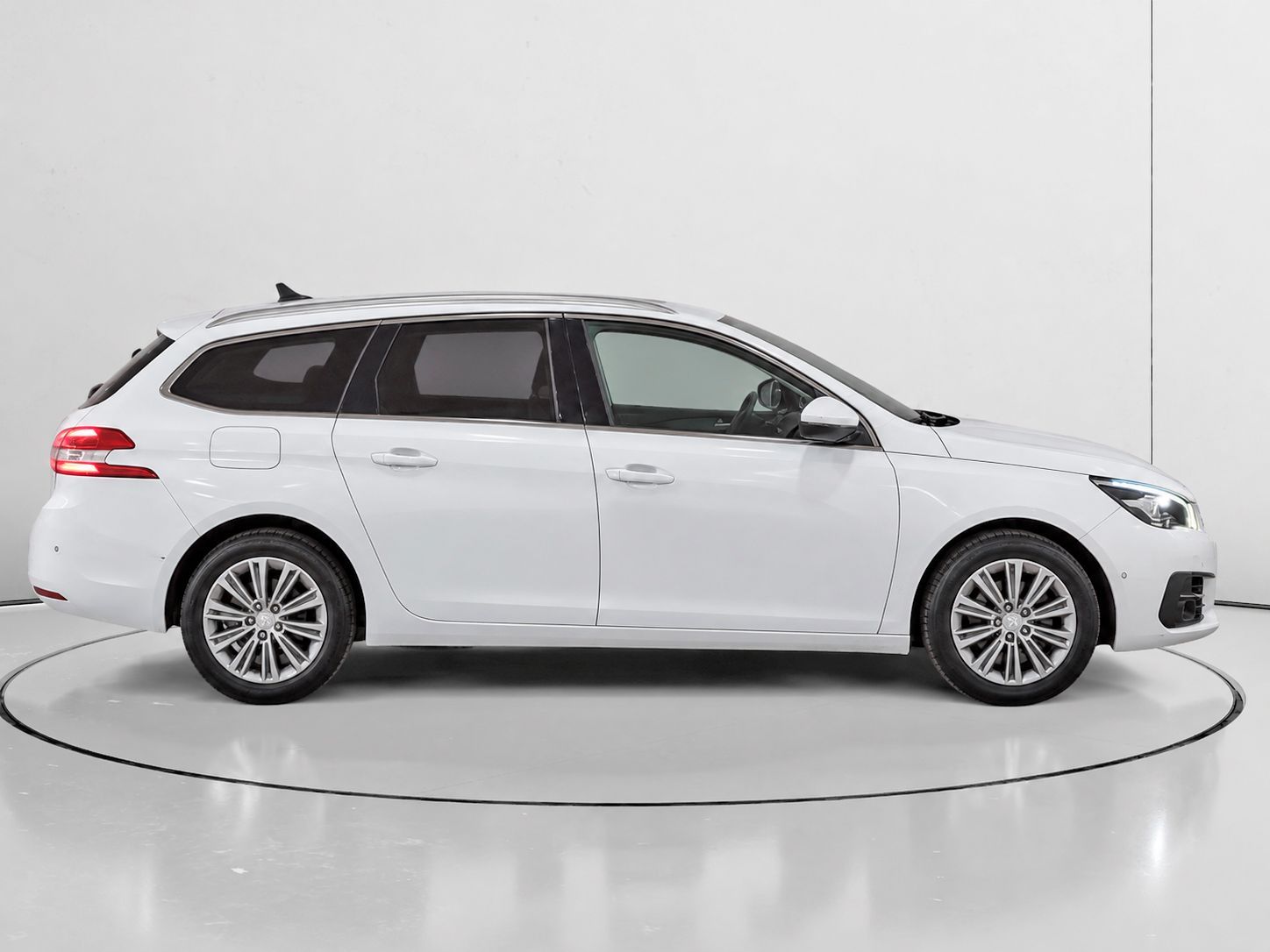 Peugeot 308 BlueHDi 130 Allure - foto 2