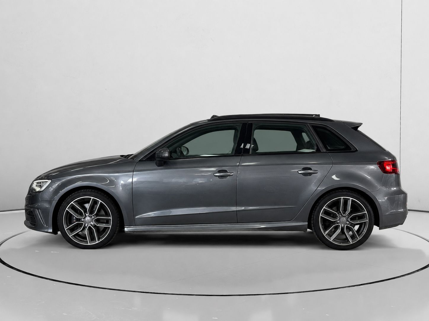Audi S3 2.0 TFSI quattro S tronic - foto 5