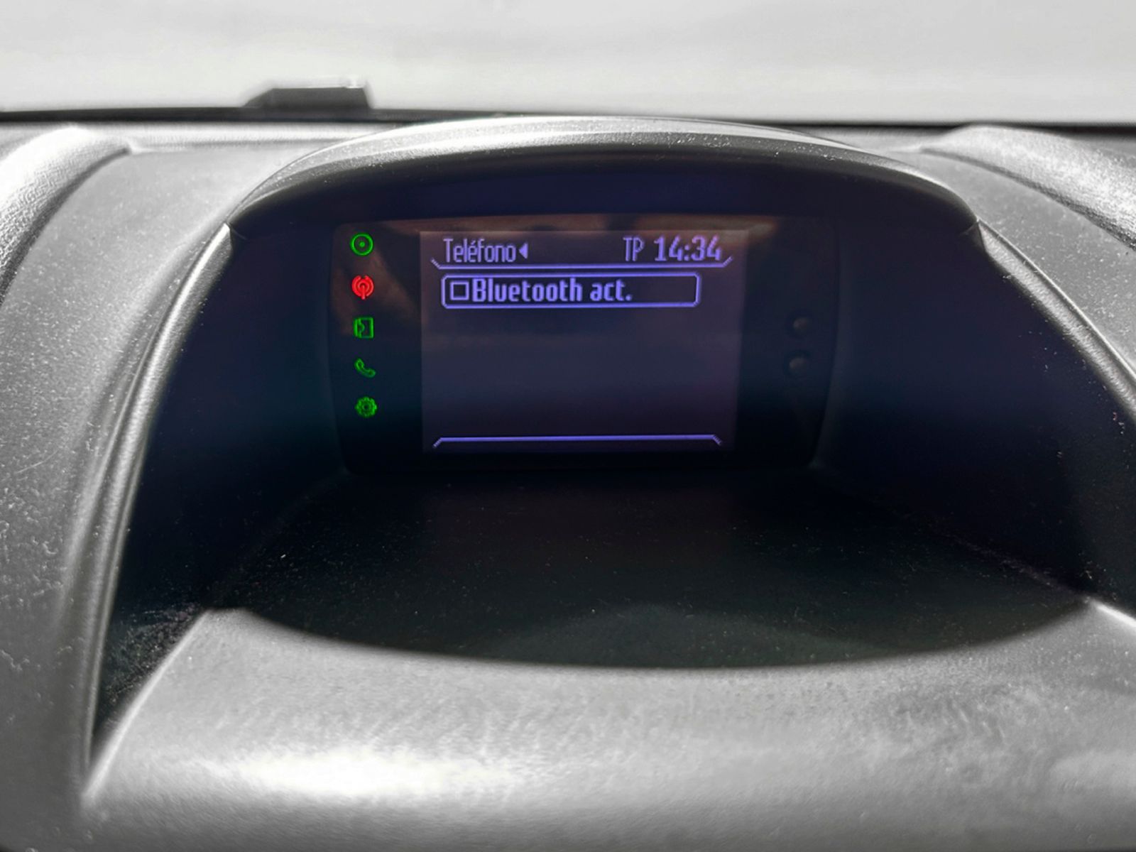 Ford Fiesta 1.6 TDCi Titanium - foto 18