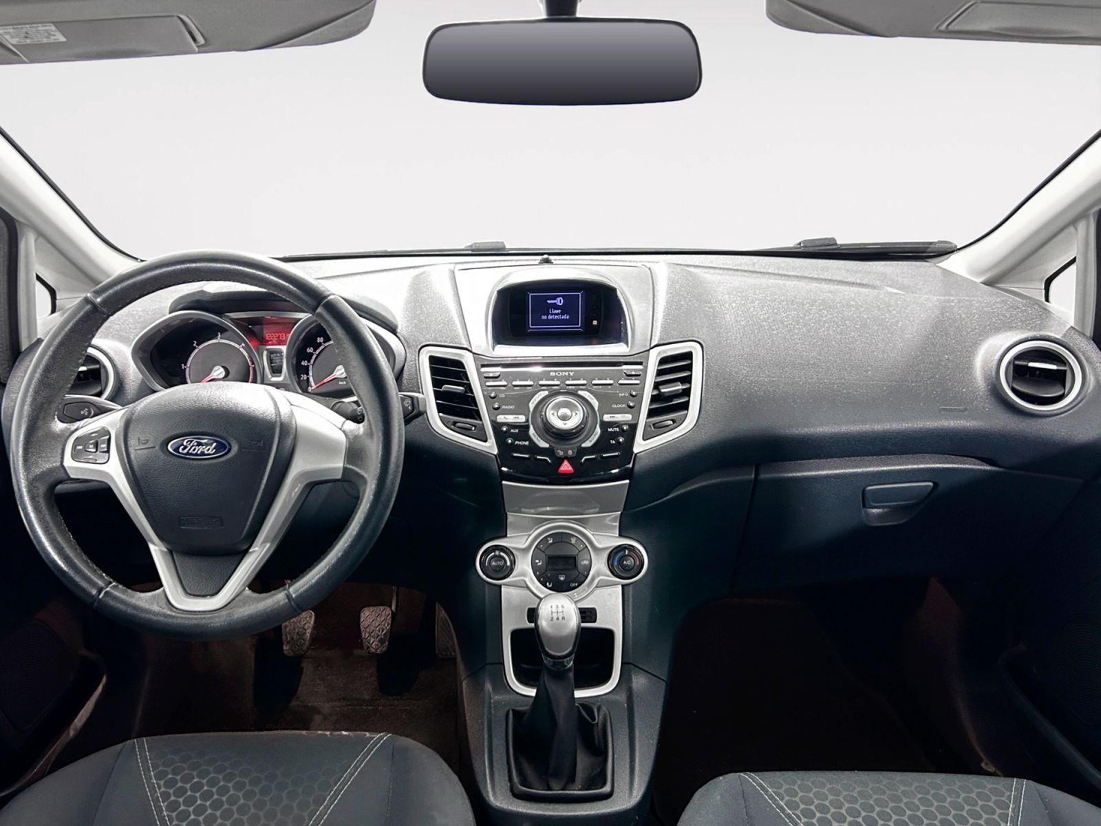 Ford Fiesta 1.6 TDCi Titanium - foto 8