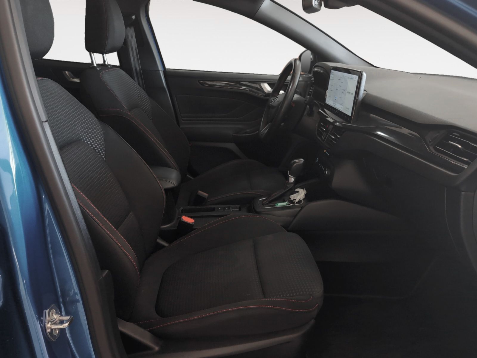 Ford Focus 1.0 EcoBoost MHEV ST-Line - foto 12