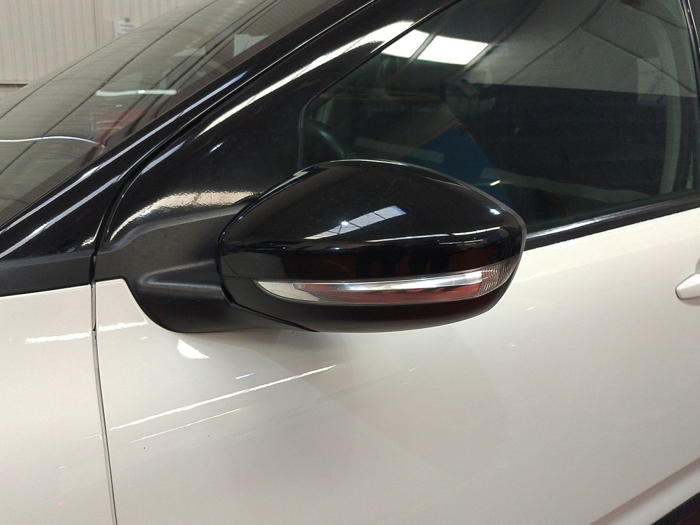 Citroën C4 Cactus PureTech 110 Shine - foto 24