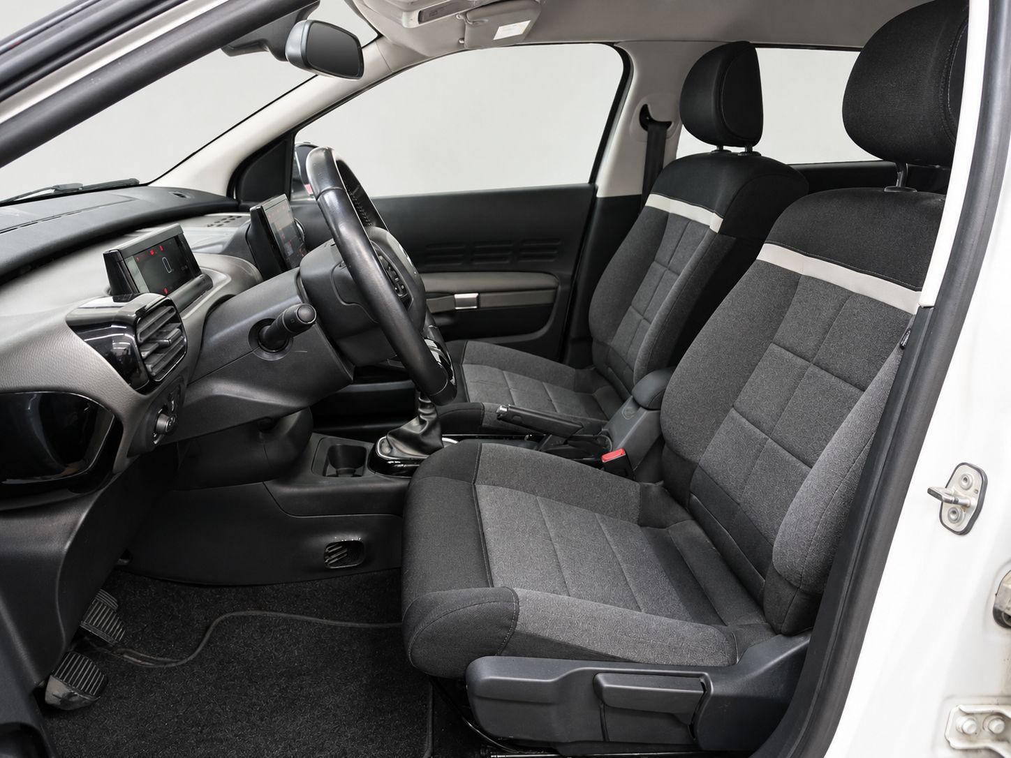 Citroën C4 Cactus PureTech 110 Shine - foto 11