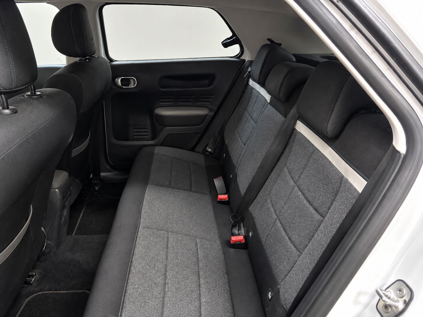Citroën C4 Cactus PureTech 110 Shine - foto 12