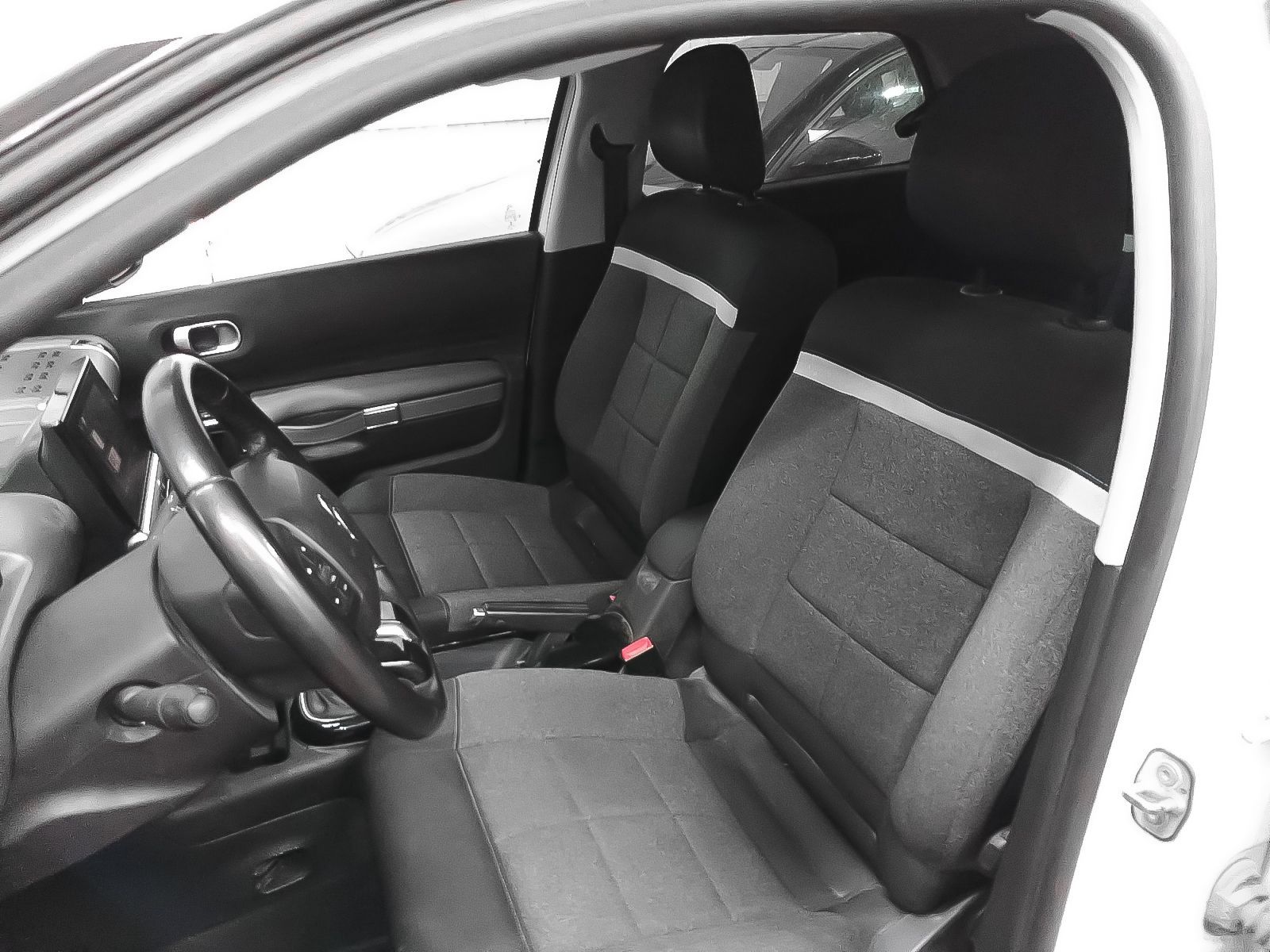 Citroën C4 Cactus PureTech 110 Shine - foto 23