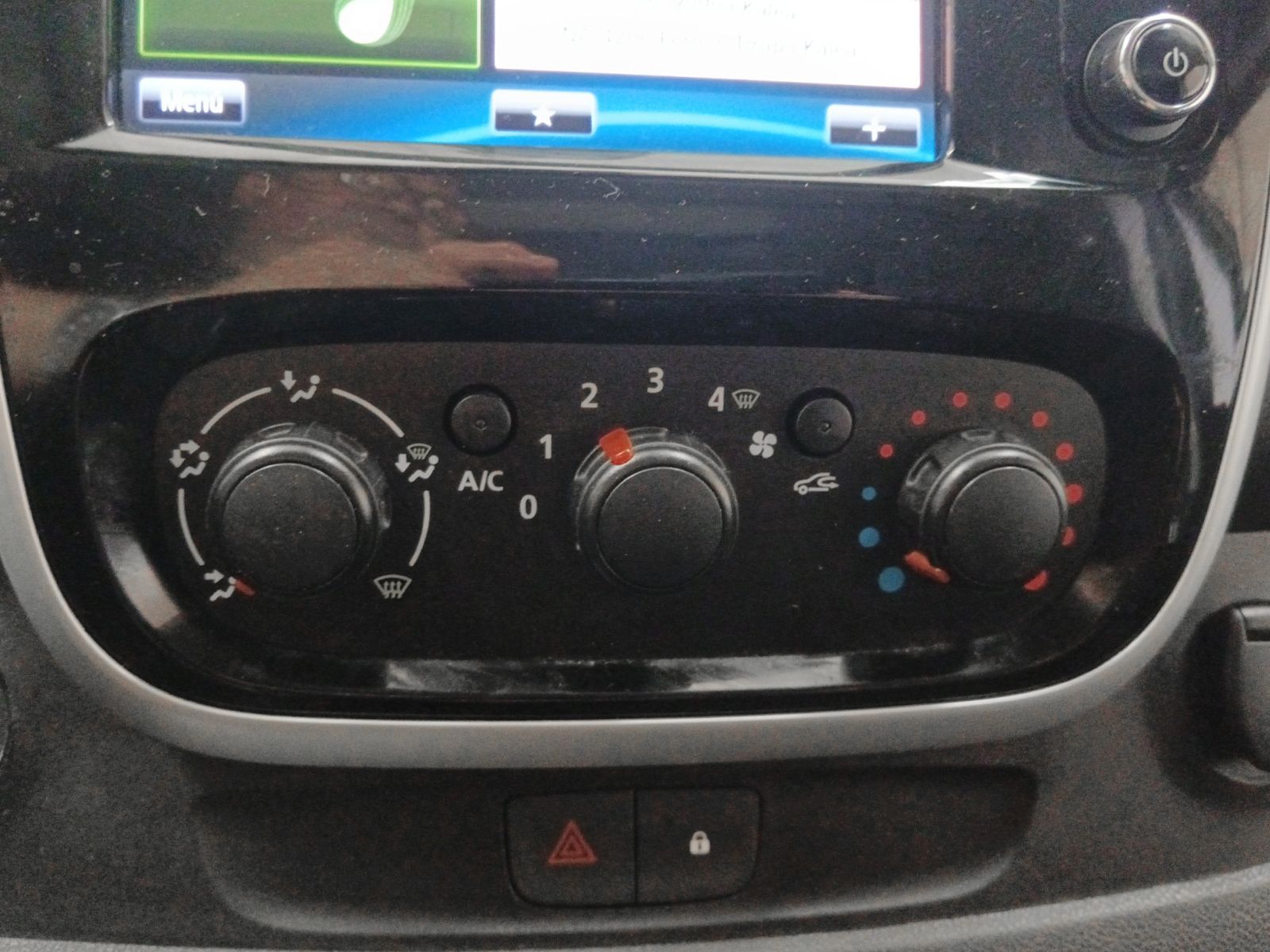 Renault Trafic dCi 125 Combi Largo Energy - foto 22