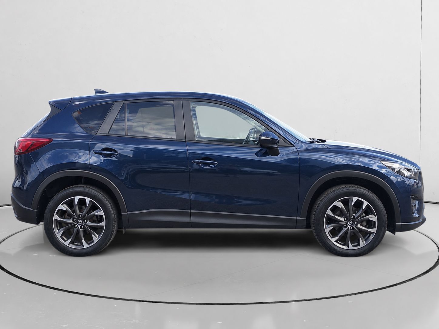 Mazda CX-5 2.2 DE Luxury 4WD - foto 2