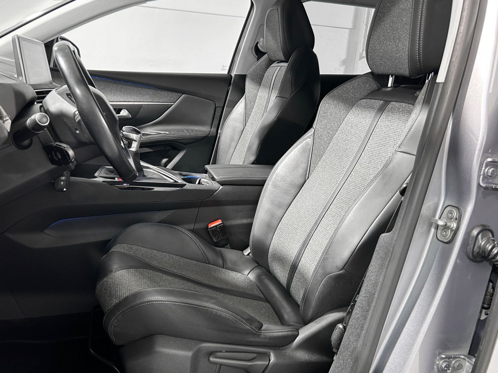 Peugeot 3008 PureTech 130 Allure - foto 22