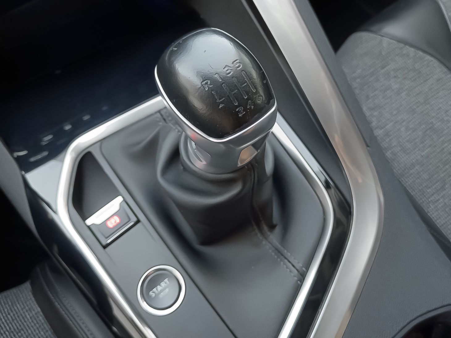Peugeot 3008 PureTech 130 Allure - foto 16