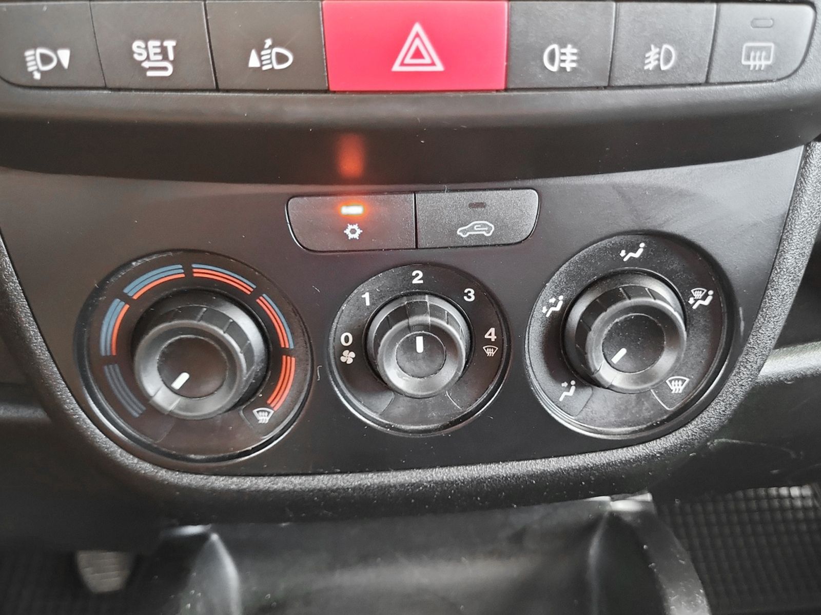 Opel Combo 1.3 CDTI Expression L1H1 - foto 18