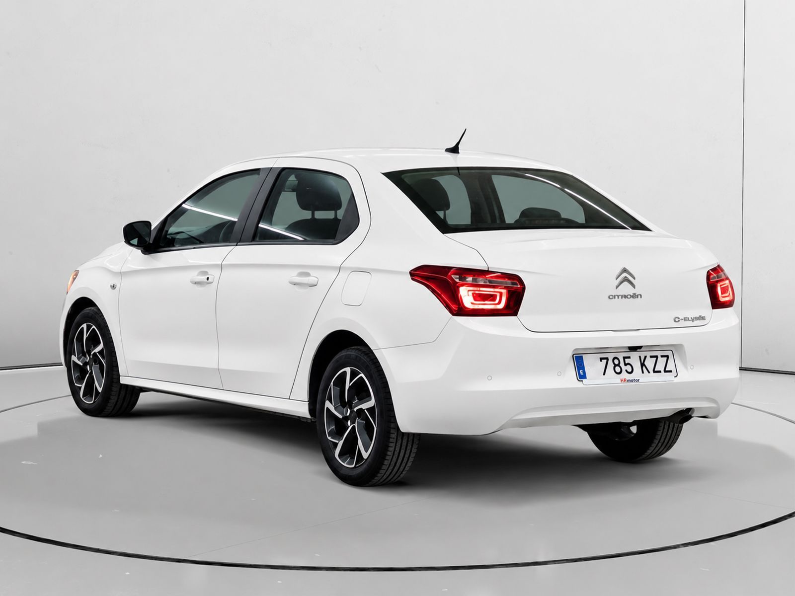 Citroën C-Elysée BlueHDi 100 Shine - foto 5
