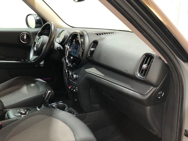 fotoG 7 del MINI MINI Countryman Cooper 100 kW (136 CV) 136cv Gasolina del 2022 en Madrid