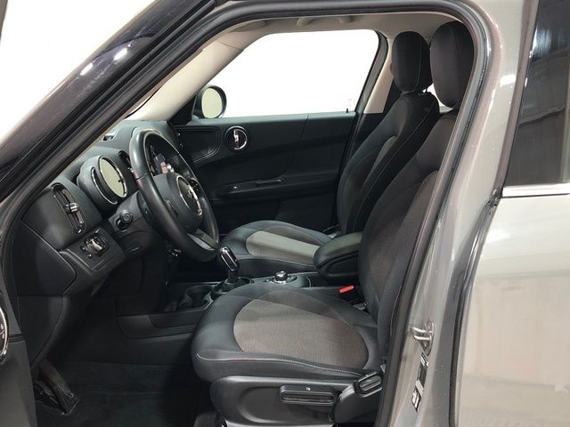 fotoG 19 del MINI MINI Countryman Cooper 100 kW (136 CV) 136cv Gasolina del 2022 en Madrid