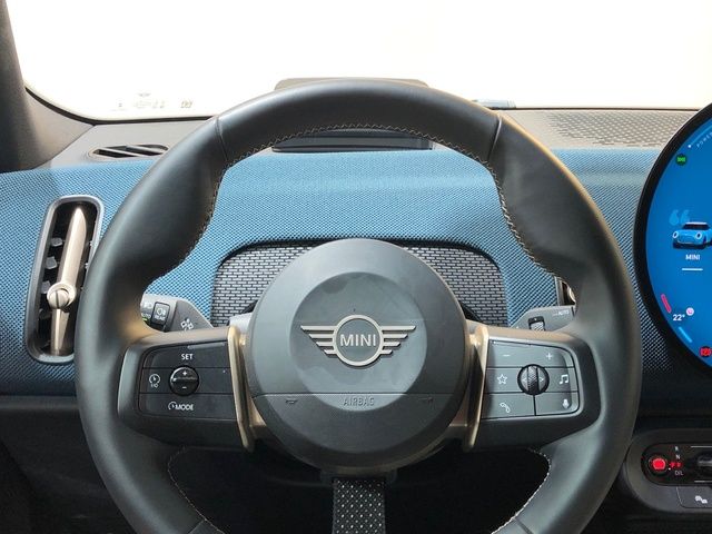 fotoG 13 del MINI MINI Countryman D 120 kW (163 CV) 163cv Diésel del 2025 en Madrid