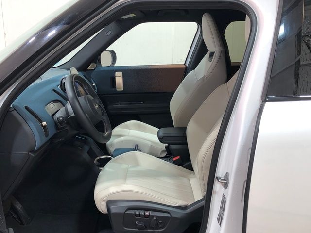 fotoG 19 del MINI MINI Countryman D 120 kW (163 CV) 163cv Diésel del 2025 en Madrid