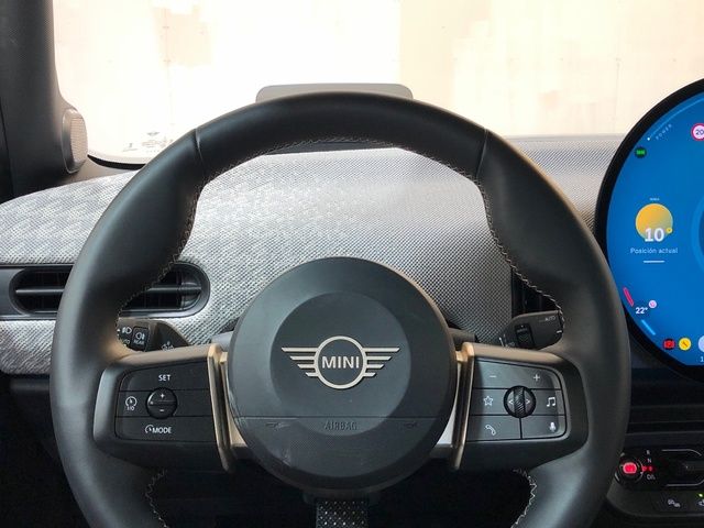 fotoG 13 del MINI MINI Cooper 5 Puertas C 115 kW (156 CV) 156cv Gasolina del 2025 en Madrid