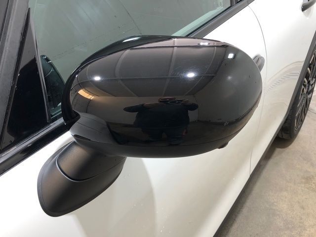 fotoG 15 del MINI MINI Cooper 5 Puertas C 115 kW (156 CV) 156cv Gasolina del 2025 en Madrid