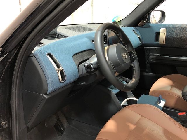 fotoG 10 del MINI MINI Countryman S ALL4 160 kW (218 CV) 218cv Gasolina del 2024 en Madrid