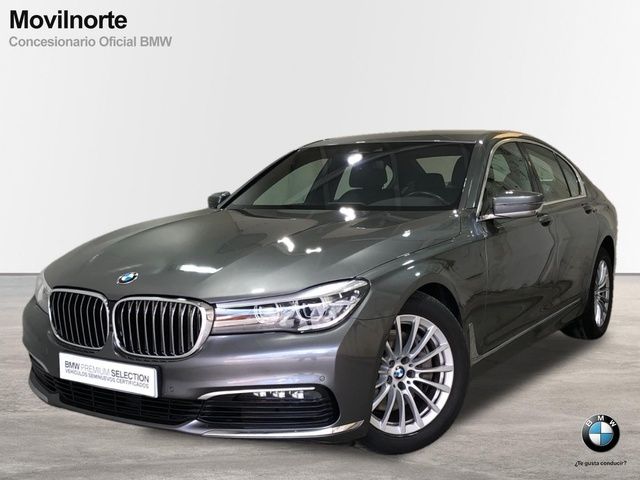 Fotos de BMW Serie 7 730d color Gris. Año 2018. 195KW(265CV). Diésel. En concesionario Movilnorte El Plantio de Madrid