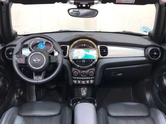 fotoG 6 del MINI MINI Cooper Cabrio 100 kW (136 CV) 136cv Gasolina del 2024 en Madrid