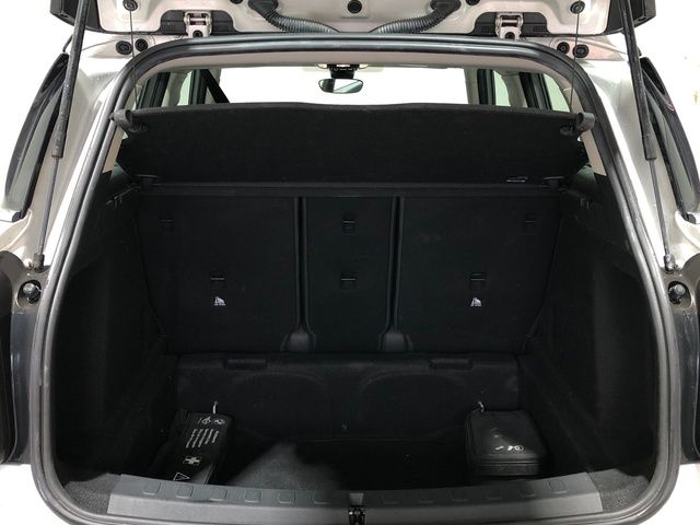 fotoG 12 del MINI MINI Countryman Cooper 100 kW (136 CV) 136cv Gasolina del 2022 en Madrid