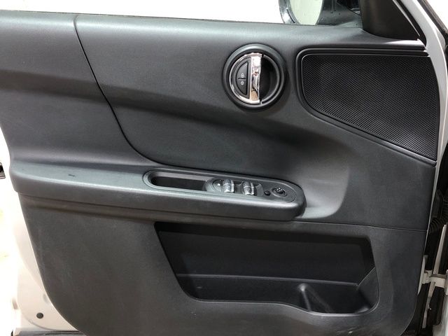 fotoG 14 del MINI MINI Countryman Cooper 100 kW (136 CV) 136cv Gasolina del 2022 en Madrid