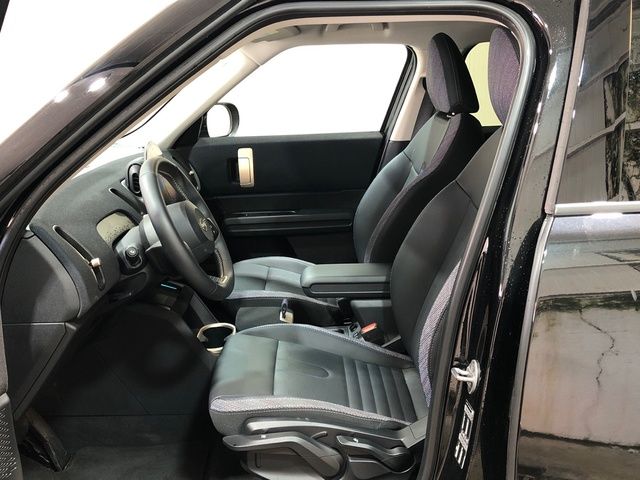 fotoG 19 del MINI MINI Countryman C 125 kW (170 CV) 170cv Gasolina del 2024 en Madrid