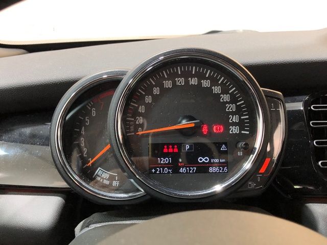 fotoG 18 del MINI MINI Cooper 5 Puertas 100 kW (136 CV) 136cv Gasolina del 2022 en Madrid