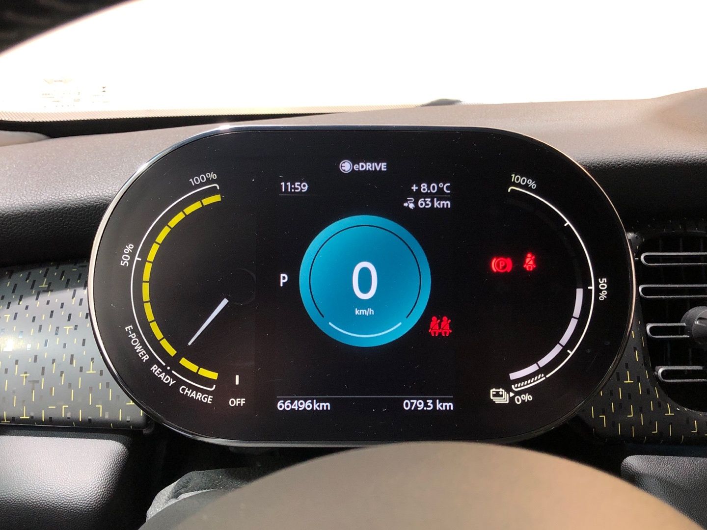 fotoG 18 del MINI MINI Cooper SE 135 kW (184 CV) 184cv Eléctrico del 2022 en Madrid