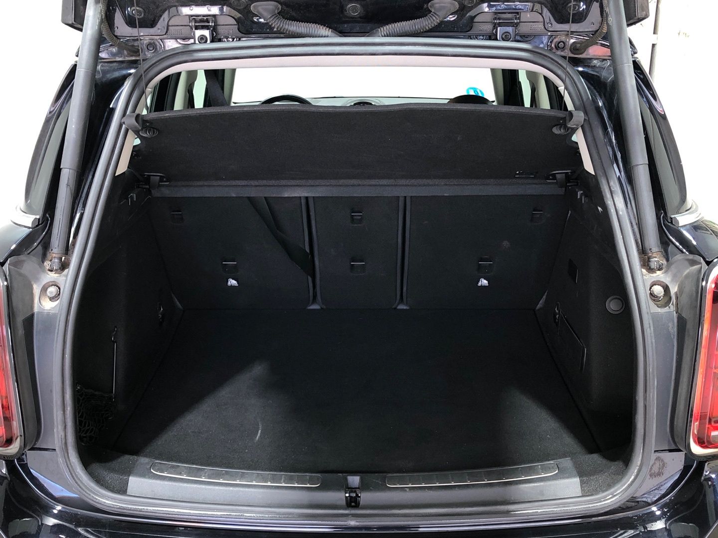 fotoG 12 del MINI MINI Countryman Cooper S E ALL4 162 kW (220 CV) 220cv Híbrido Electro/Gasolina del 2021 en Madrid