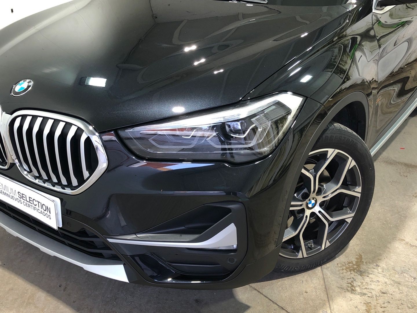 BMW X1 xDrive18d color Negro. Año 2022. 110KW(150CV). Diésel. En concesionario Movilnorte El Carralero de Madrid